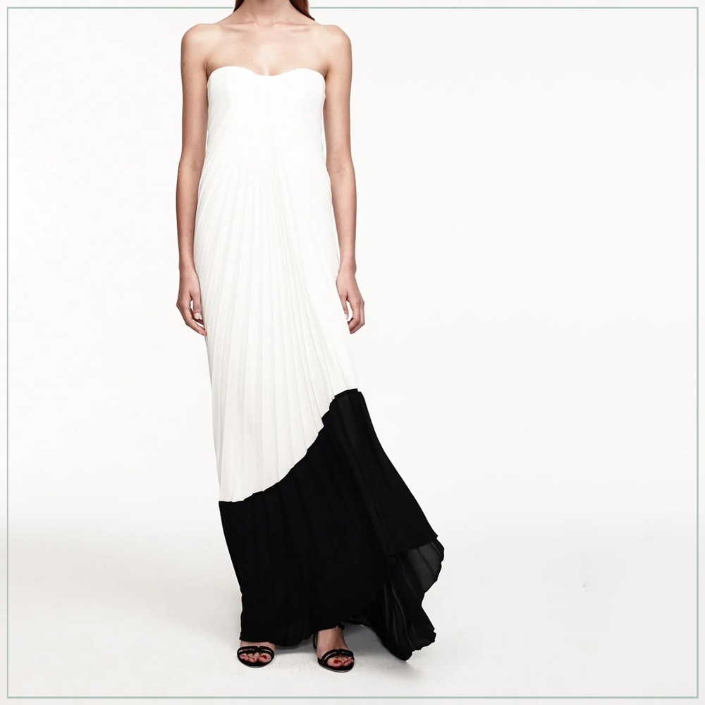 $5490 Monique Lhuillier Pleated Sweetheart Runway Gown - Picture 7 of 14